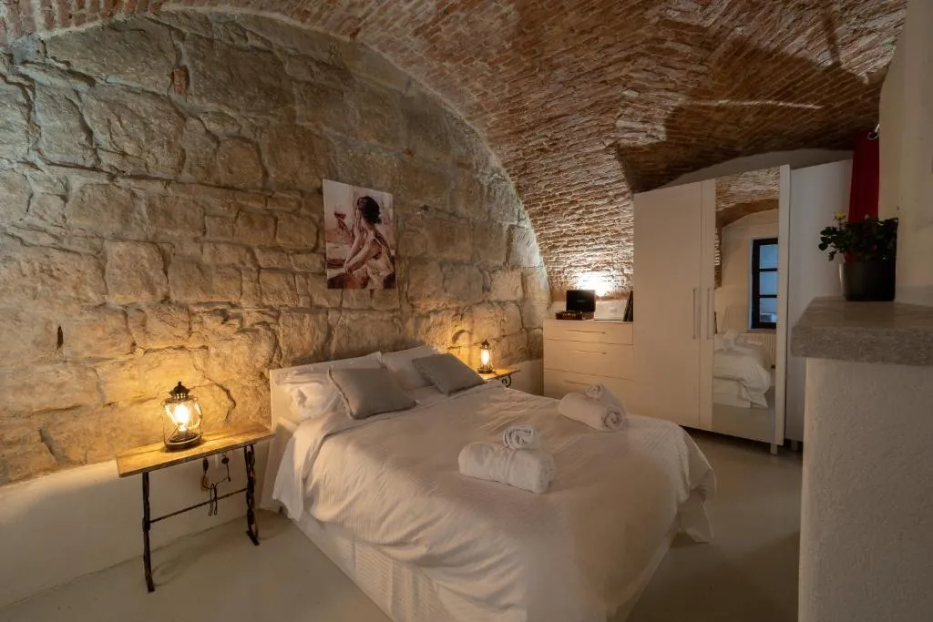 Image of 5* luxury in Unirii square.