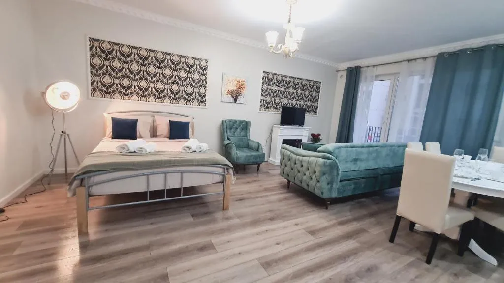 Image of 5* luxury near Avram Iancu sq New. Private parking