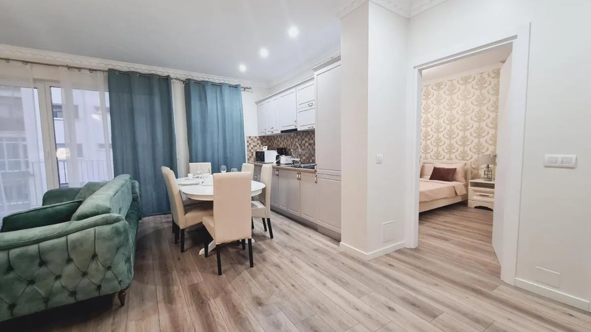 Image 3 of 5* luxury near Avram Iancu sq New. Private parking