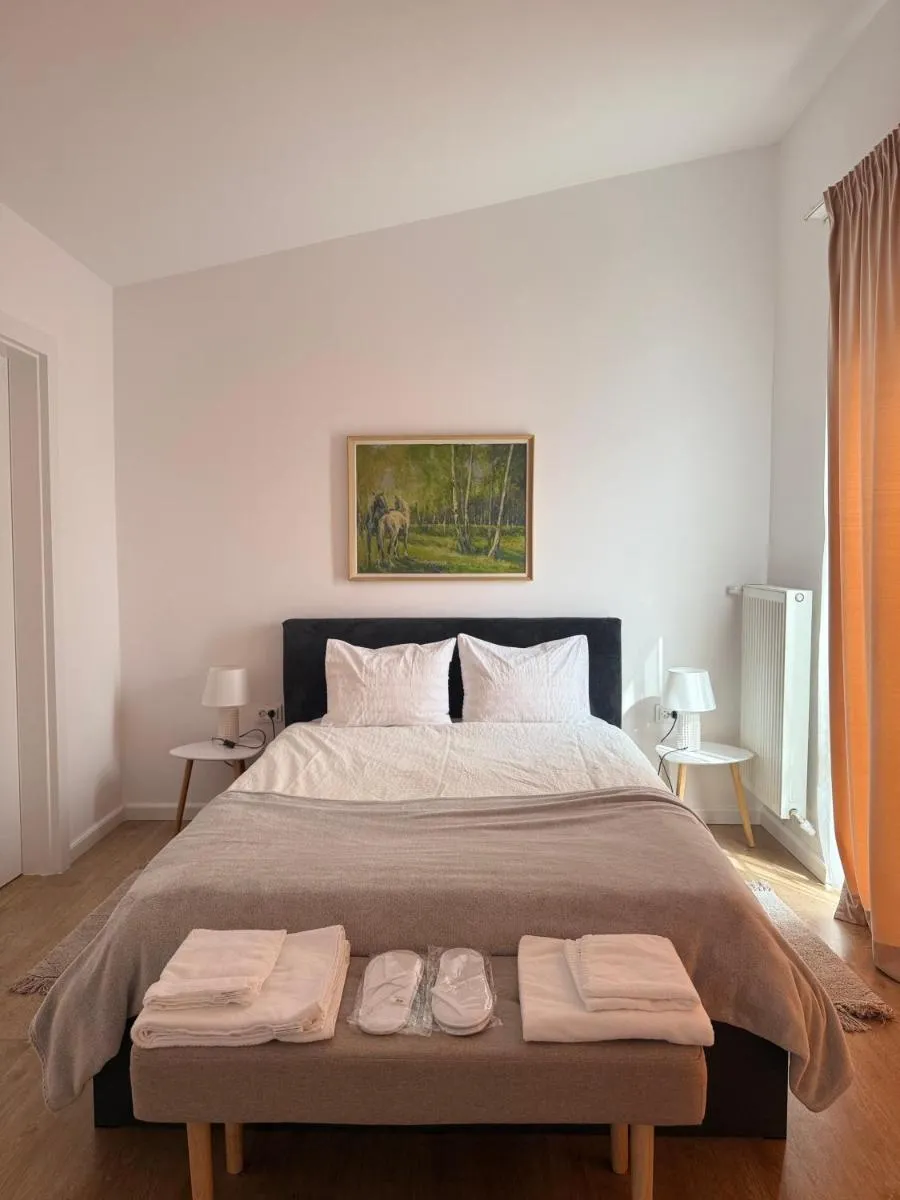 Image 3 of APARTAMENT Iaroi 2