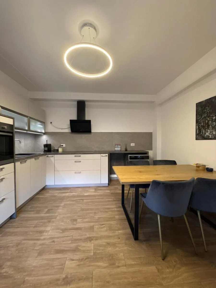 Image 2 of APARTAMENT Iaroi 2