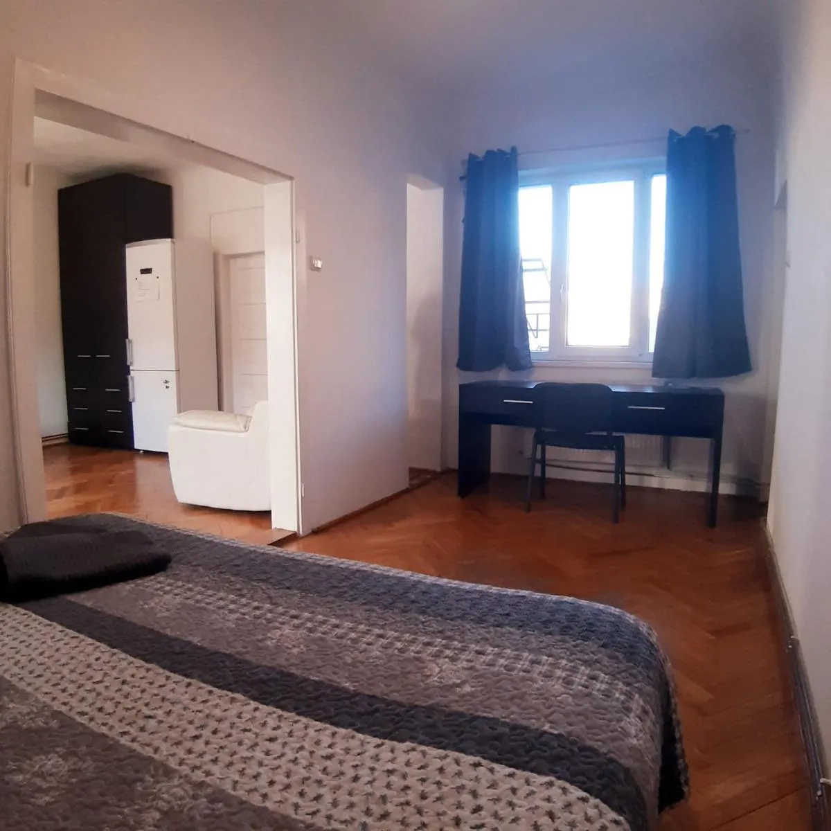 Image 3 of APARTMENT POPS 2
