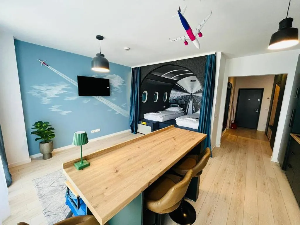 Image of Airliner Apartment