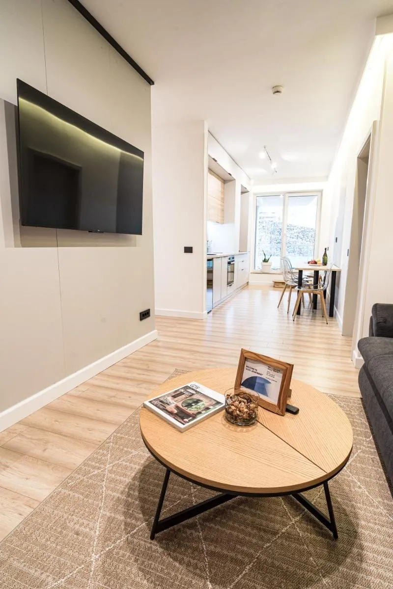 Image 4 of Alice Apartment