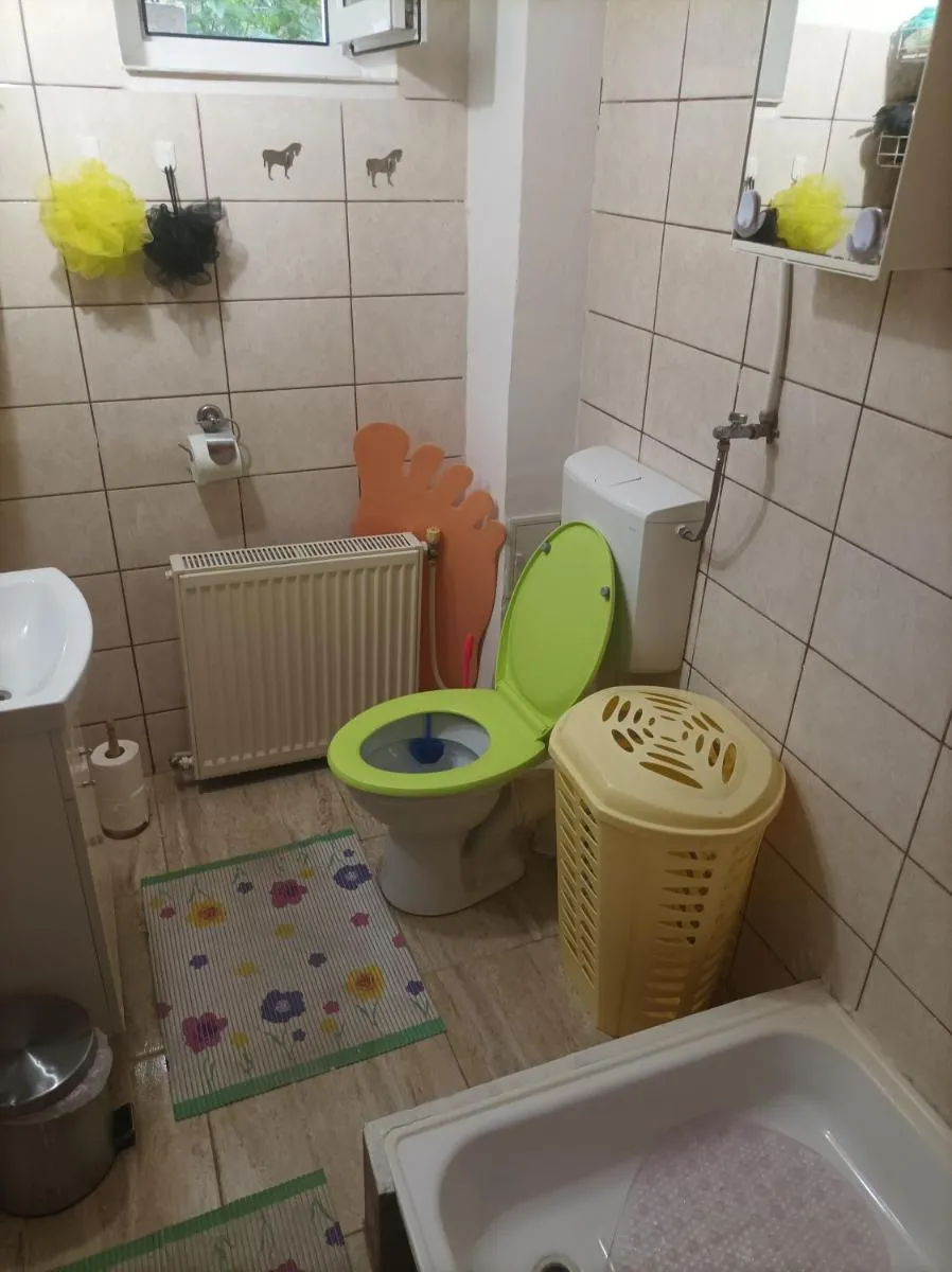 Image 2 of Apartament cu doua camere și grădină