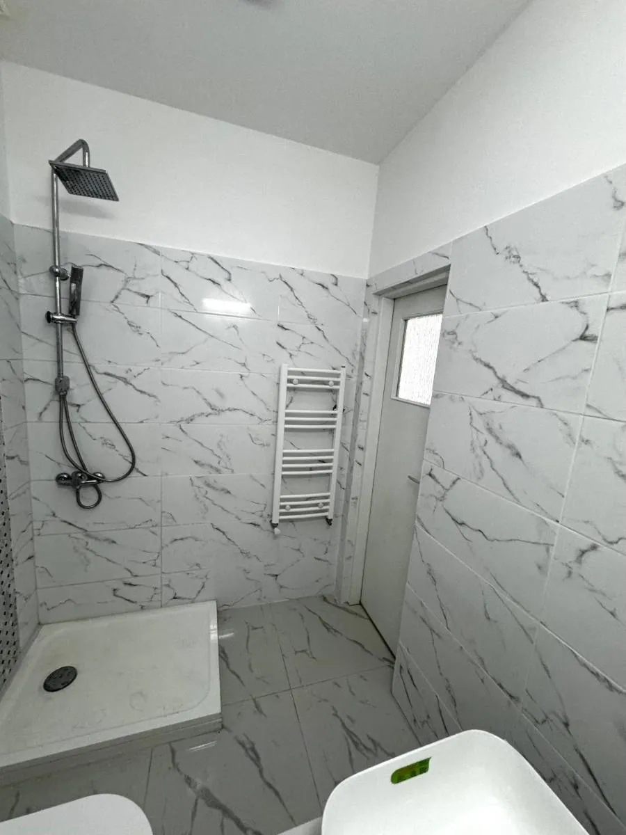 Image 5 of Apartament modern cu bucătărie și dressing