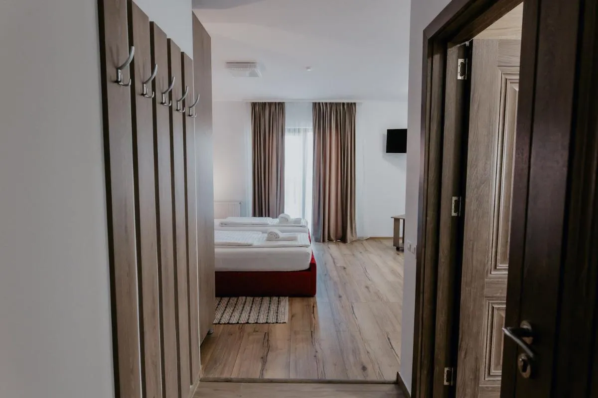 Image 1 of Aparthotel Plevnei1