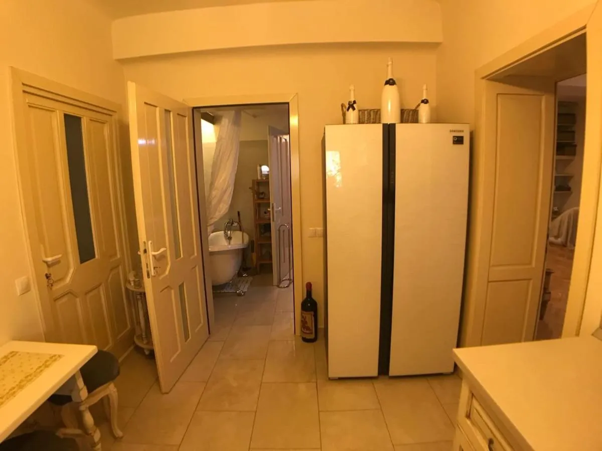 Image 2 of Apartment Vintige