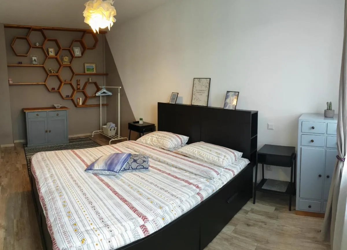 Image 2 of Arsan home