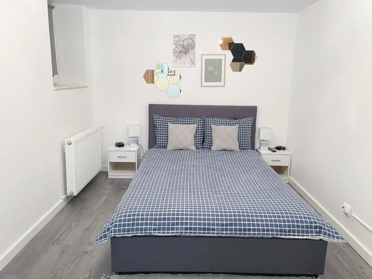 Image 6 of BDApartments