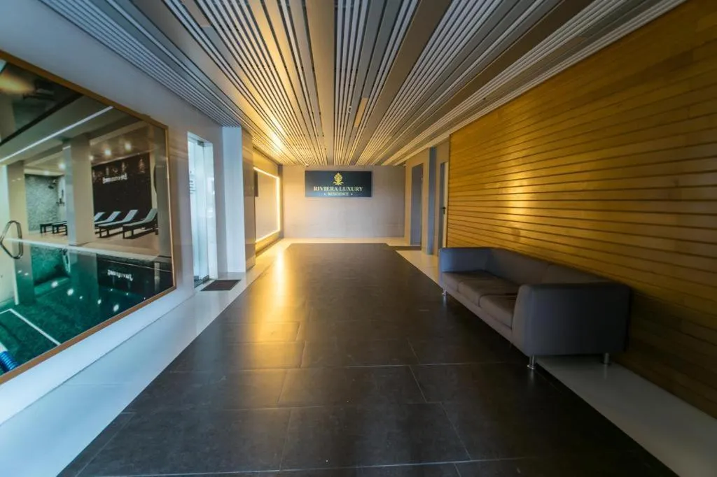 Image 3 of Beige Apartment Riviera