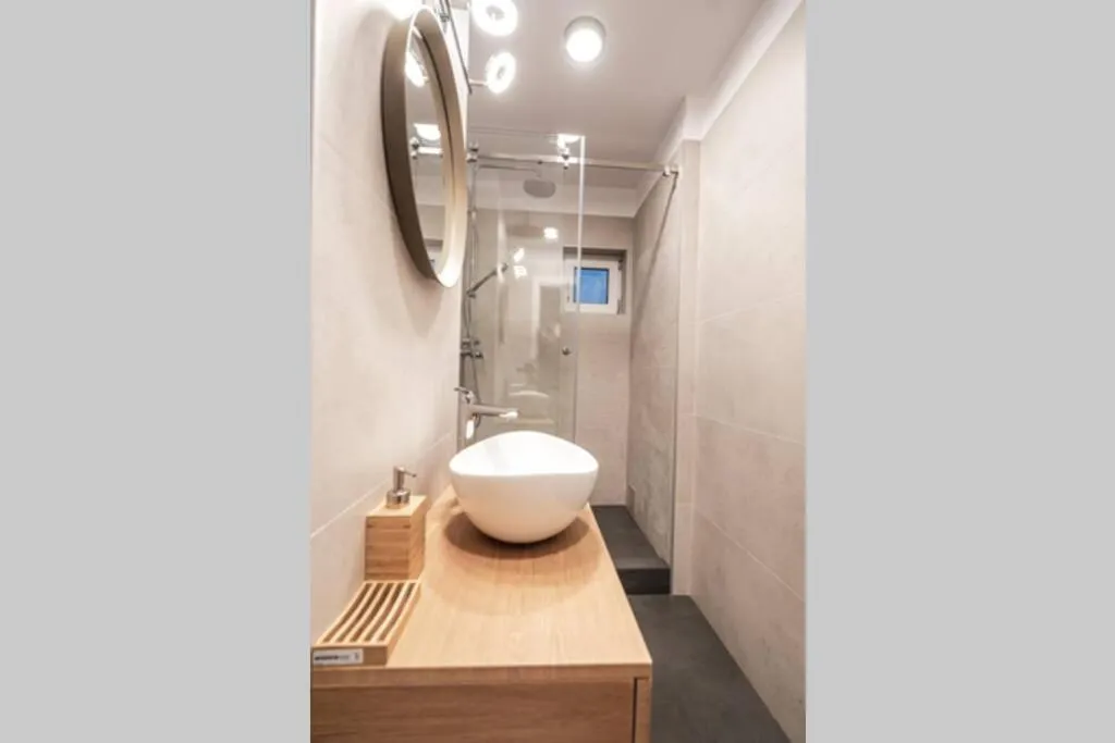 Image 2 of Briana Luxury Sky View Studio