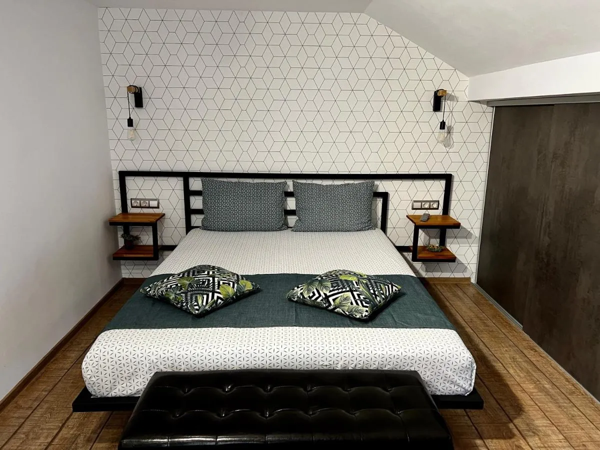 Image 4 of Bruno Apartments