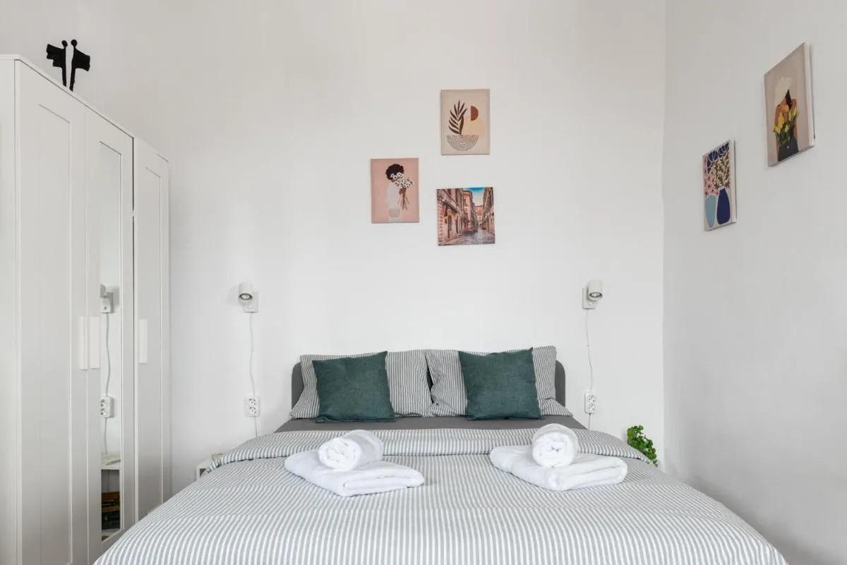 Image 3 of CLUJSTAYS Old Town View Studio