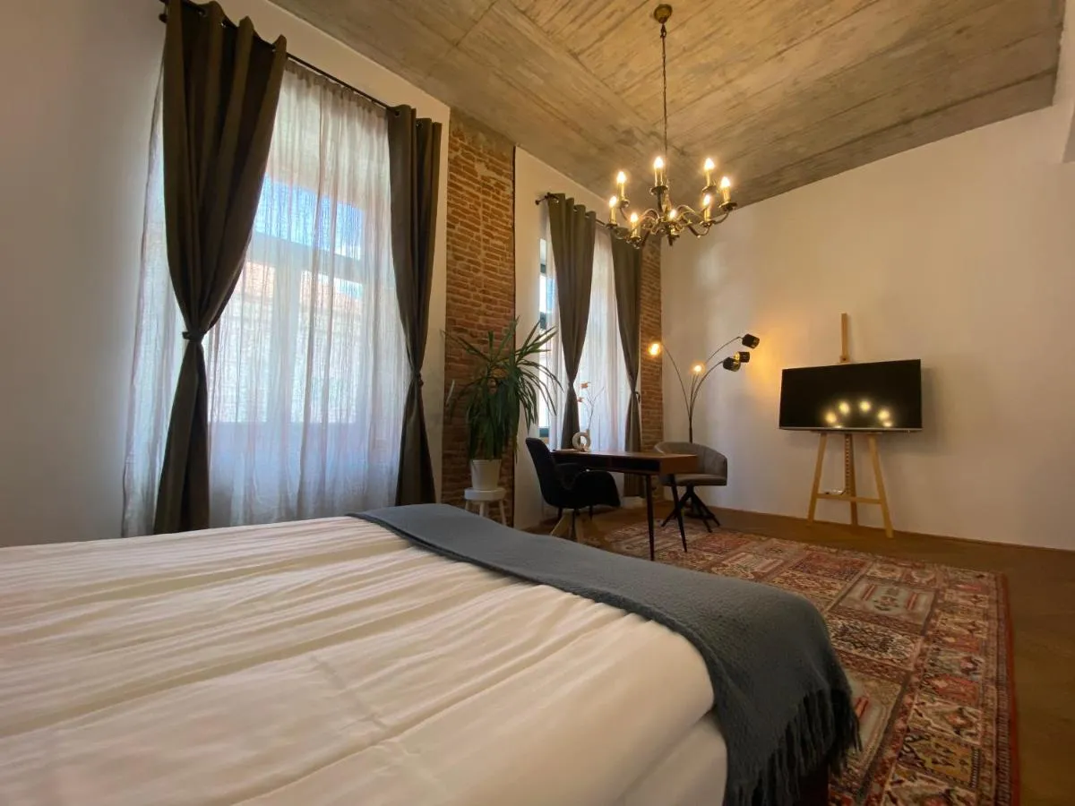 Image 1 of Camino Home 2
