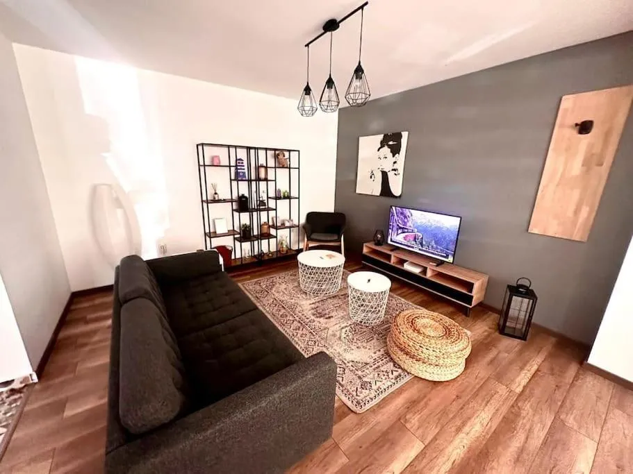 Image of Casa curte interioara, centru