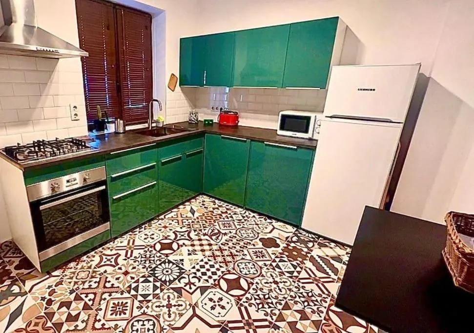 Image 3 of Casa curte interioara, centru