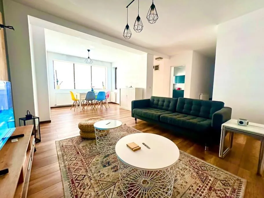 Image 4 of Casa curte interioara, centru
