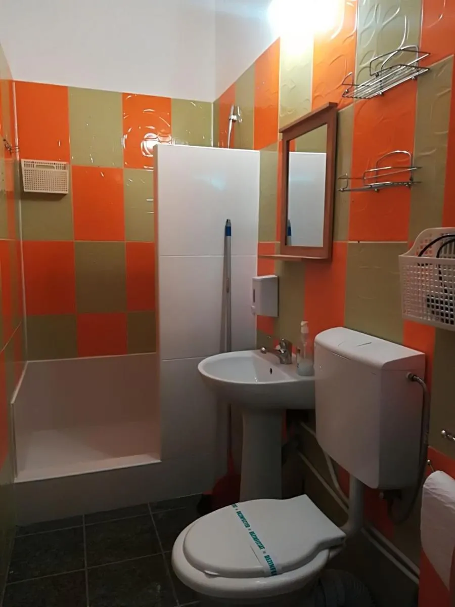 Image 3 of Center Park Apartment