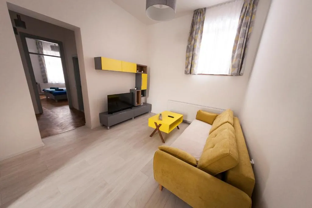 Image of Central Luxury 3