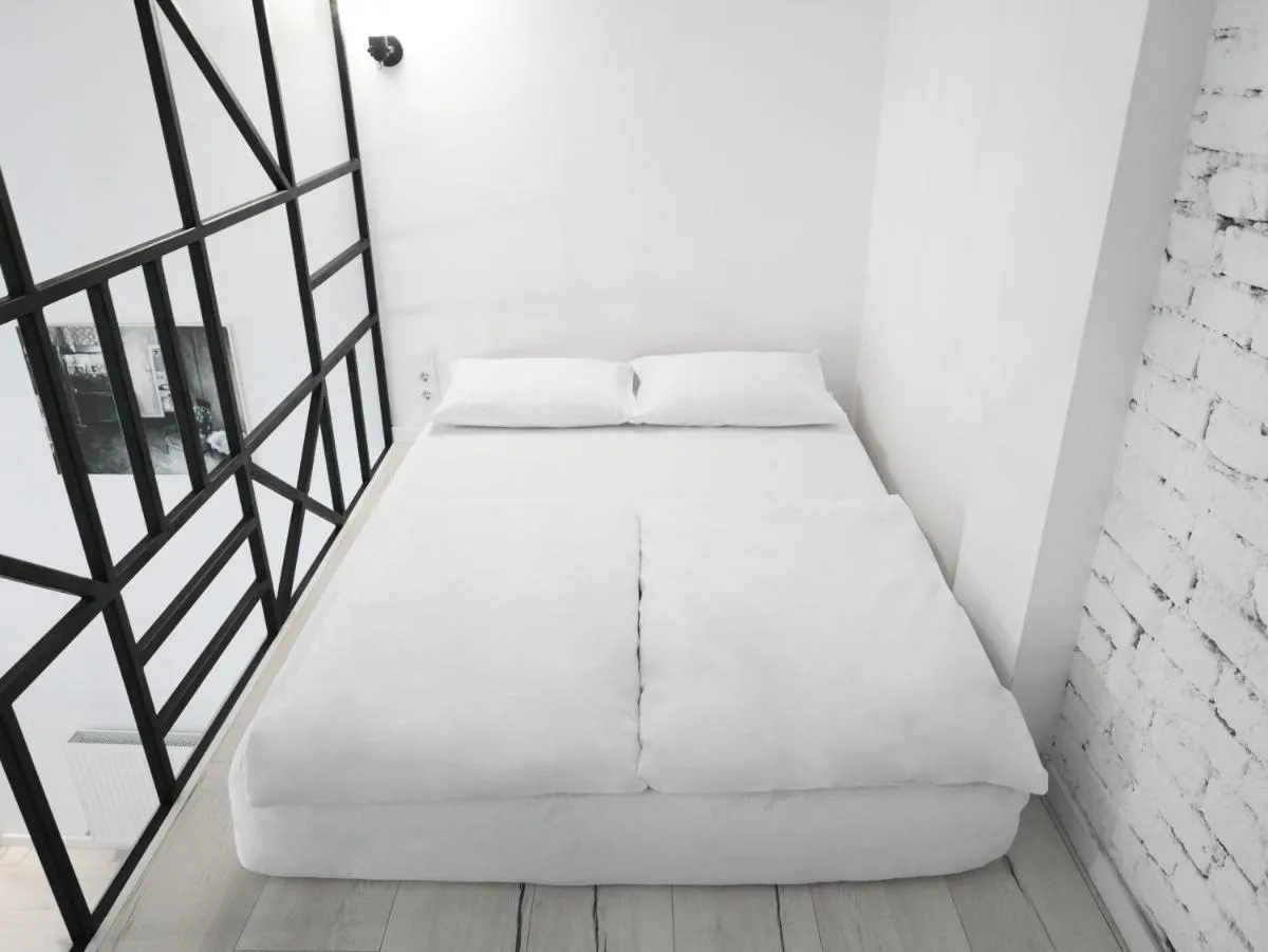 Image 5 of Central Studio Apartment