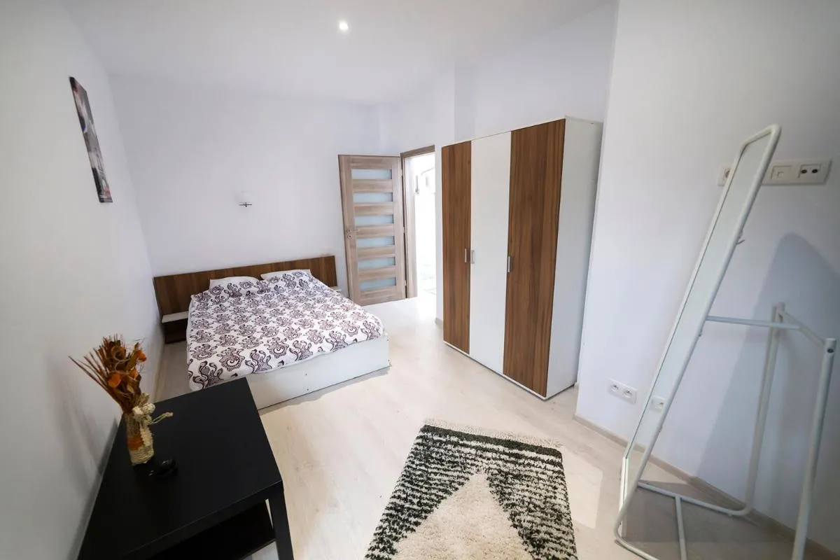 Image 1 of Central apartment- Shumi’s