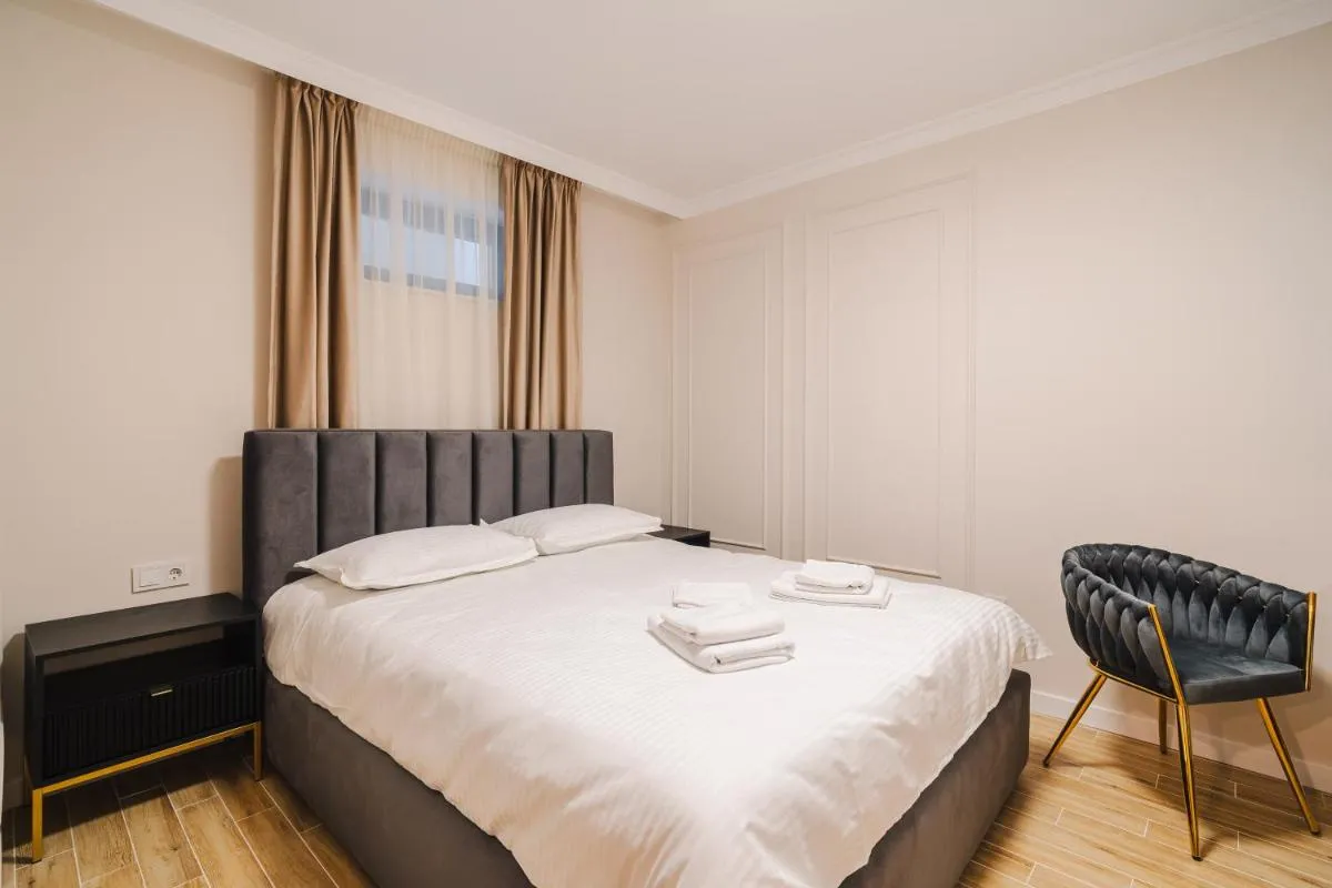 Image 3 of Chic Modern Apt – Netflix & Work-Friendly