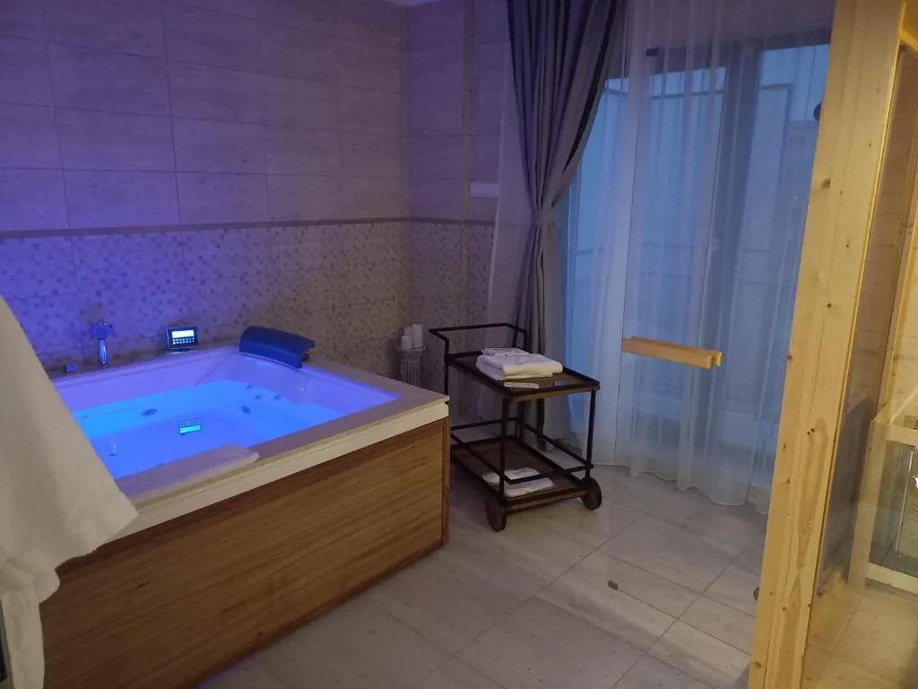 Image of Cinque Stelle Hotel Apartments Private SPA Jacuzzi and Sauna