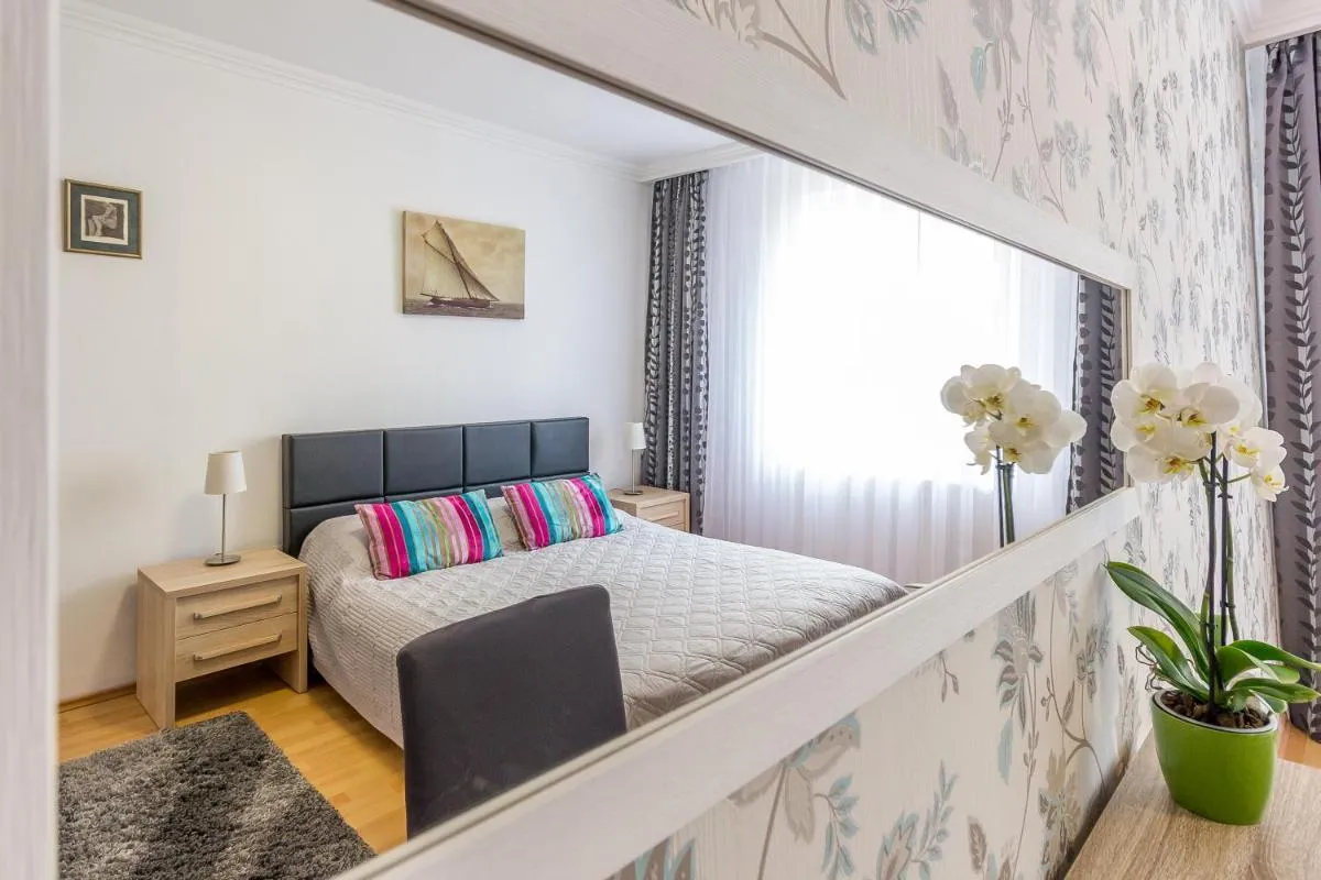 Image 1 of City Apartment Trifoiului