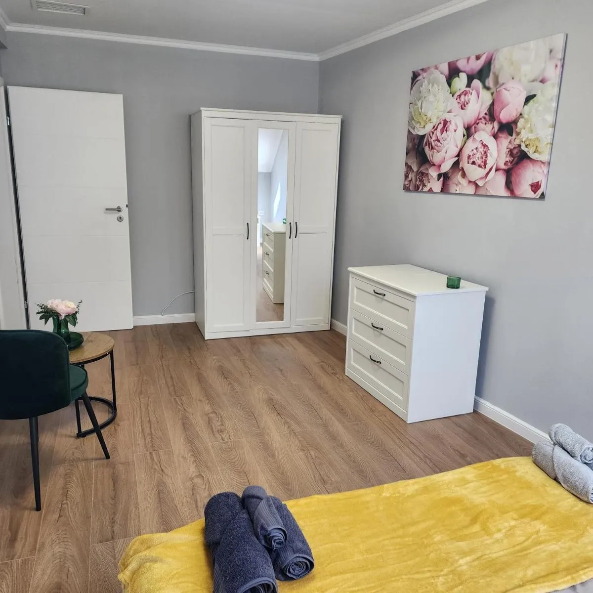 Image 6 of City Center Apartment -M