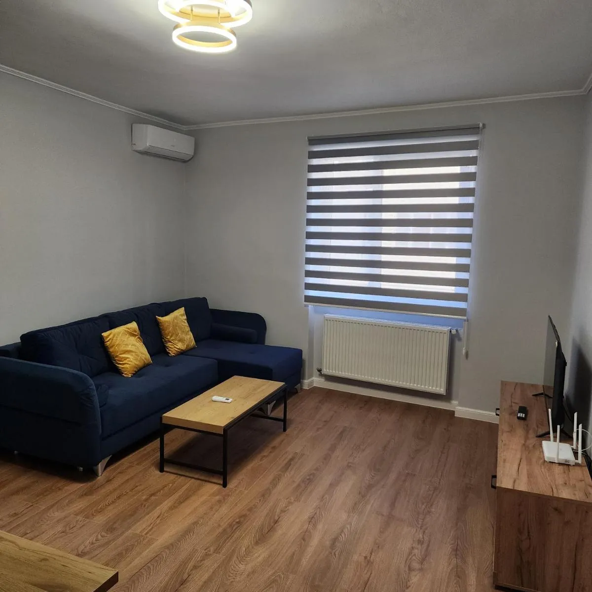 Image 4 of City Center Apartment -P