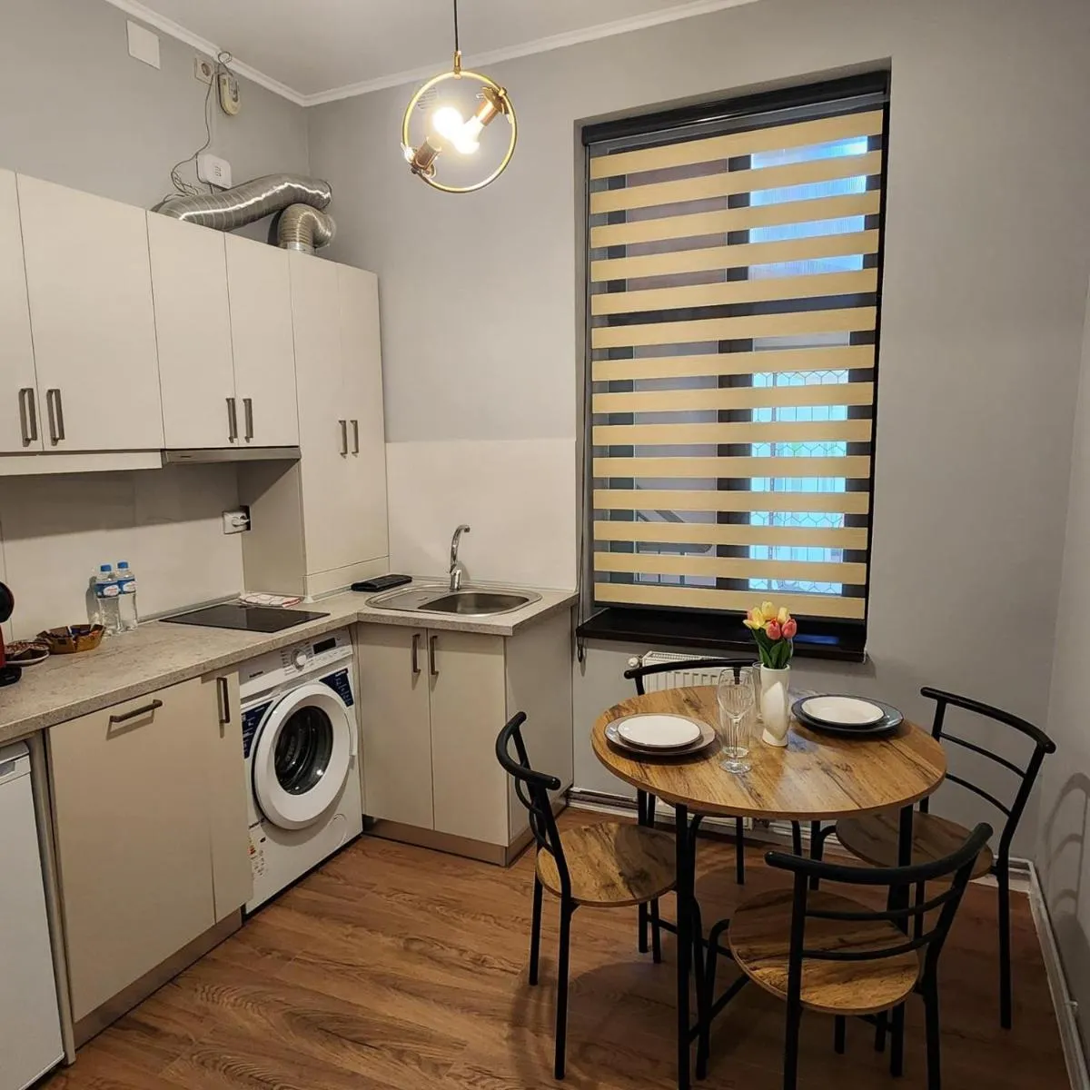 Image 4 of City Center apartment -A