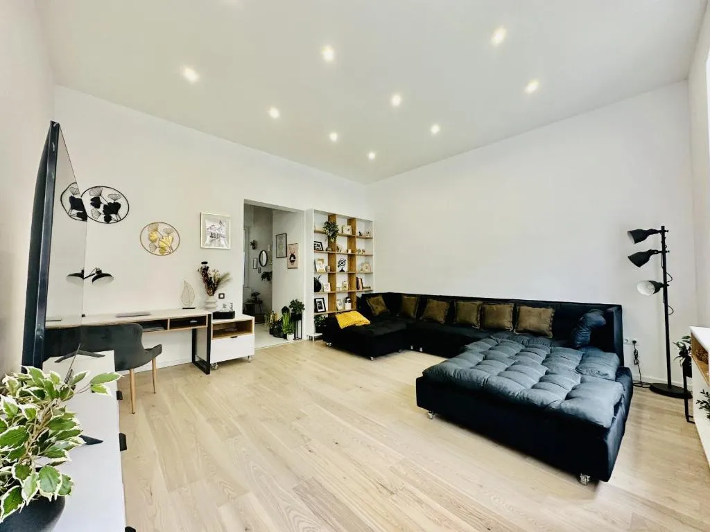 Image of Clever Studio near Central Shopping Center
