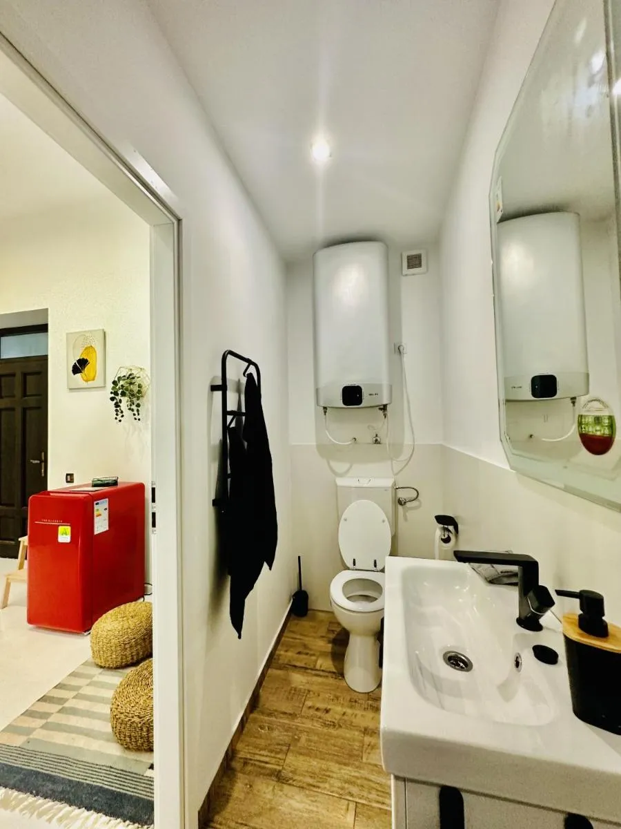Image 4 of Clever Studio near Central Shopping Center