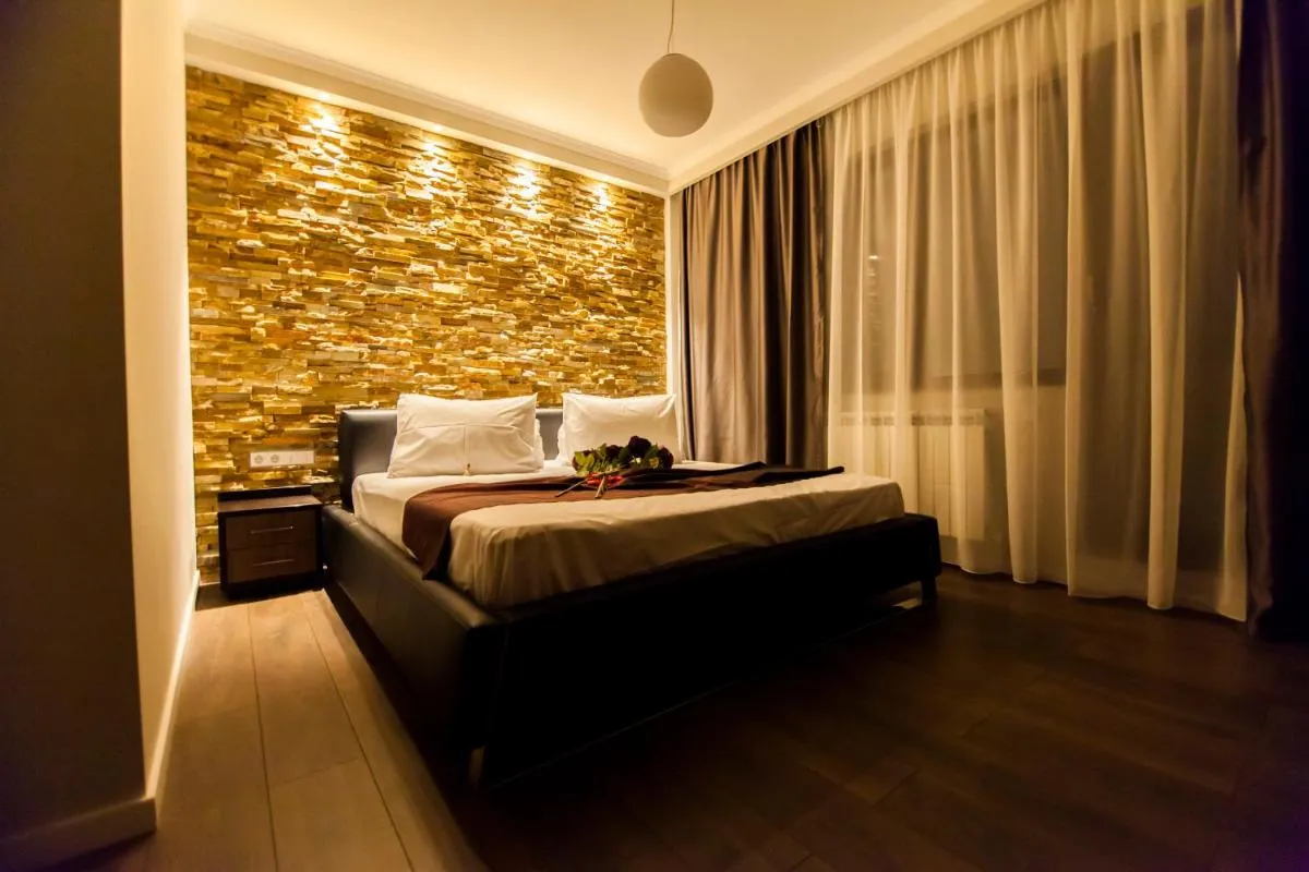 Image 1 of Cluj Business Class