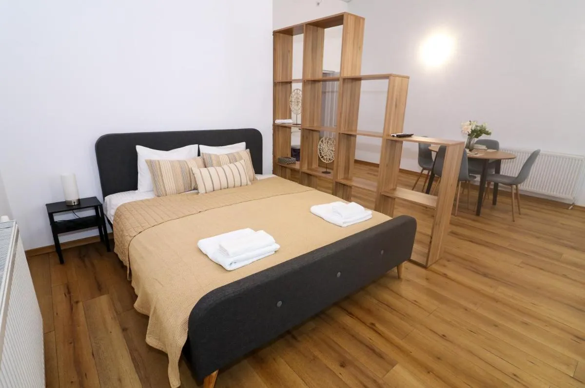 Image 2 of Cluj Downtown Accomodation