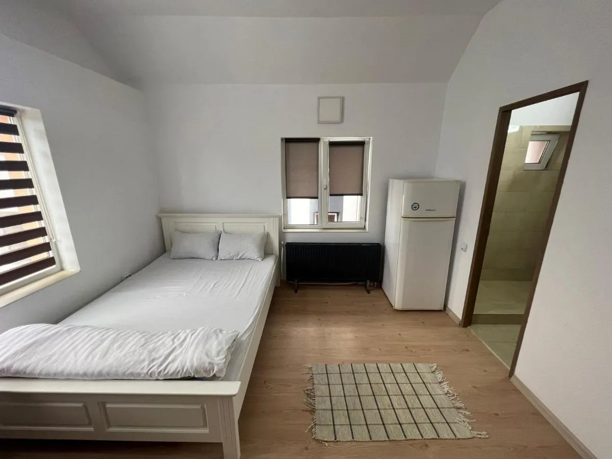 Image 6 of Compact House