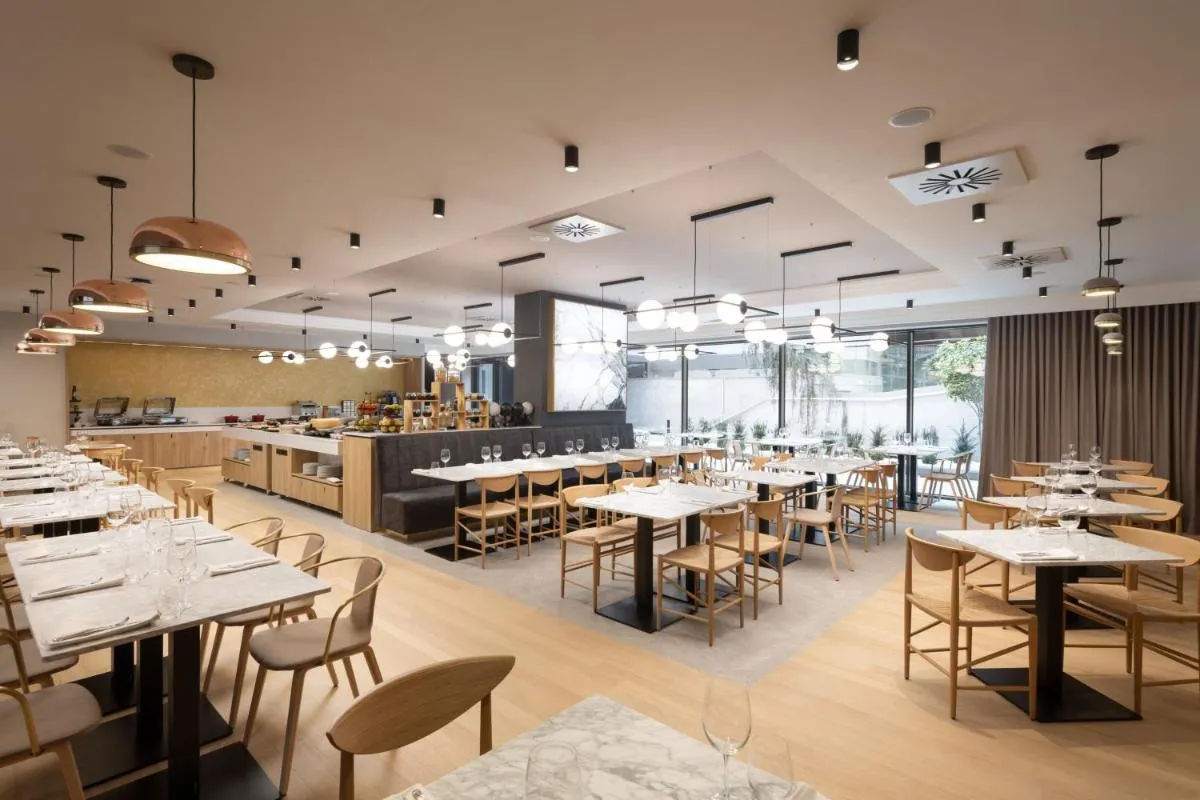 Image 3 of Courtyard by Marriott Cluj – Napoca Downtown