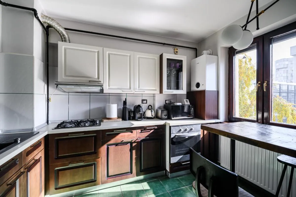 Image 2 of Cozy Central Flat in Cluj-Napoca with Home Cinema
