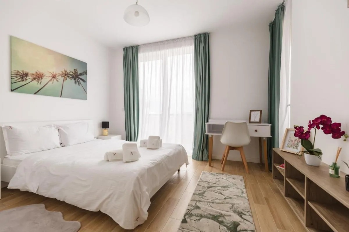 Image 1 of Cozy Retreat With Private Parking