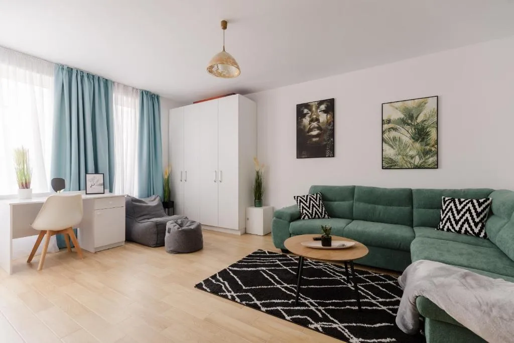 Image of Cozy Retreat With Private Parking