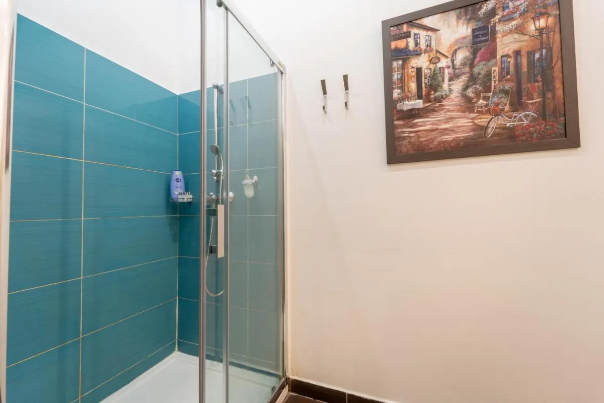 Image 6 of Cozy spacious 5 star accommodation in the heart of historic center