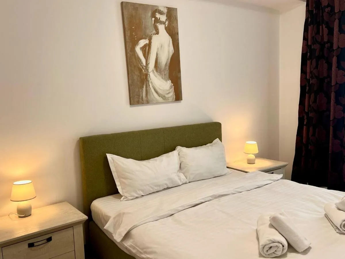 Image 1 of Cozynest west