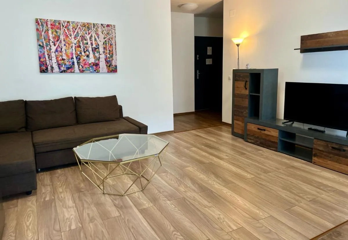 Image 4 of Cozynest west