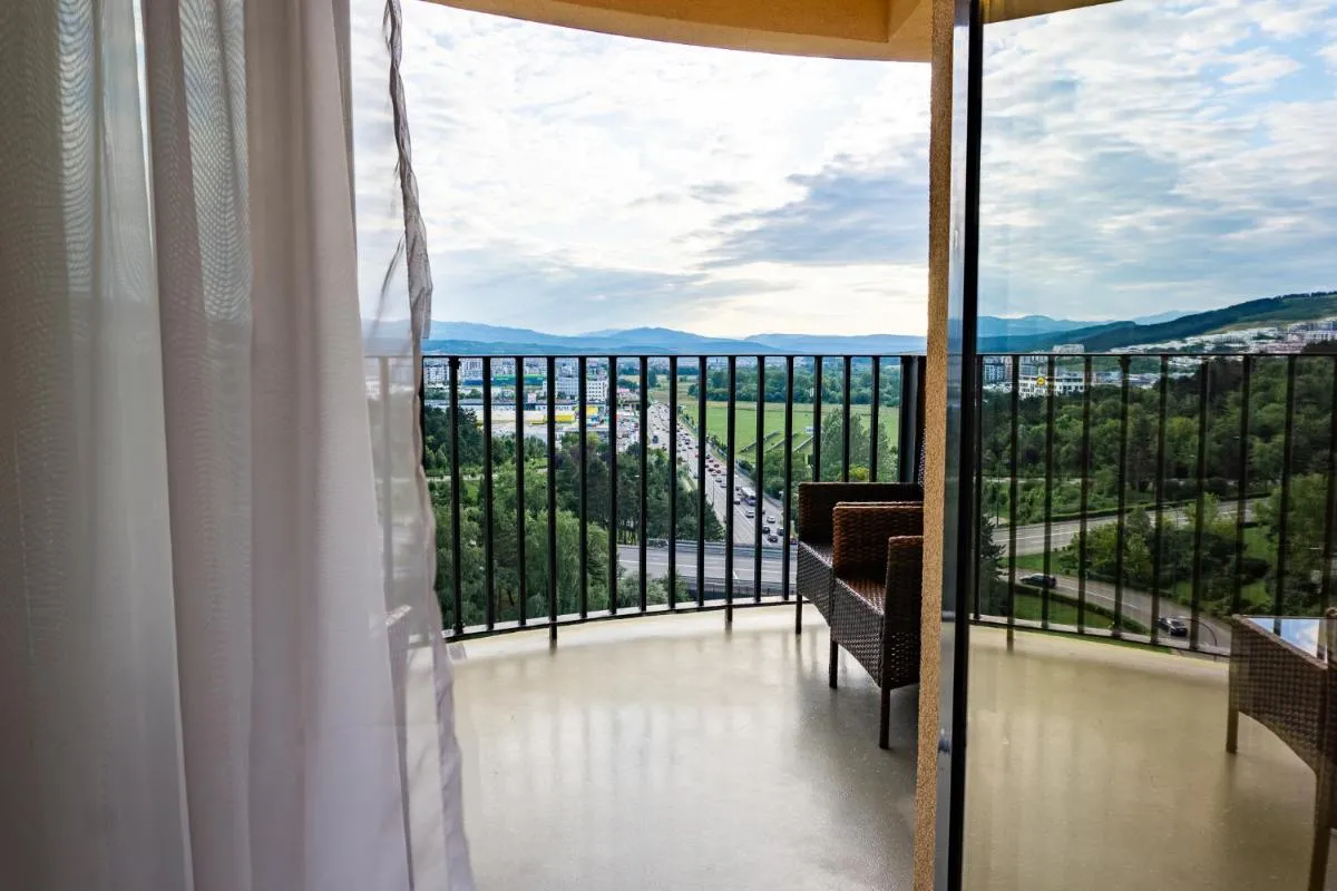 Image 6 of Cremene Tower ApartHotel