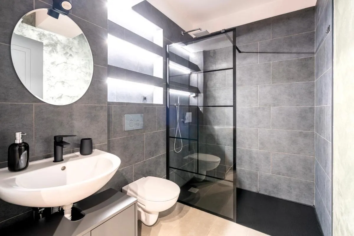 Image 4 of Cremene Tower ApartHotel