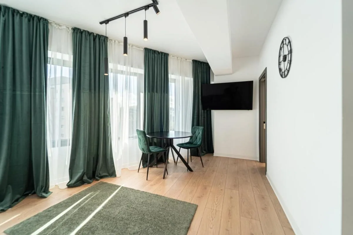 Image 2 of Cremene Tower ApartHotel