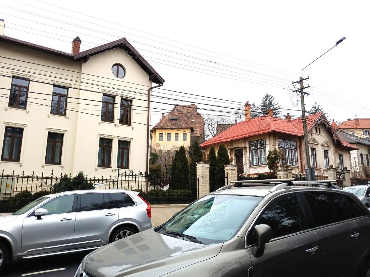 Image 5 of Crisan-Horea City Retreat