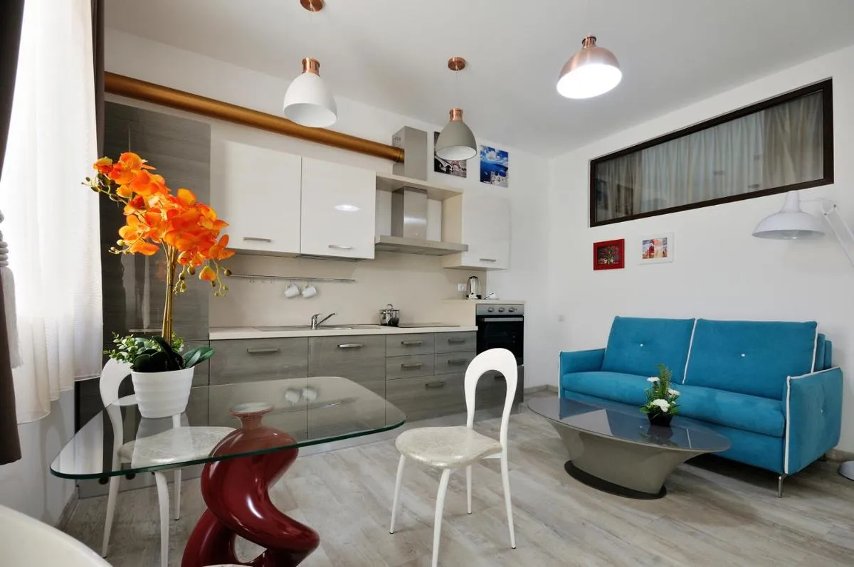 Image 3 of Dominus Residence