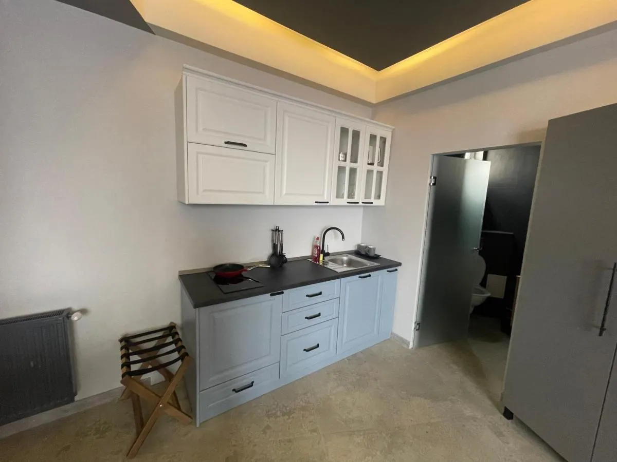 Image 3 of Engels apartment